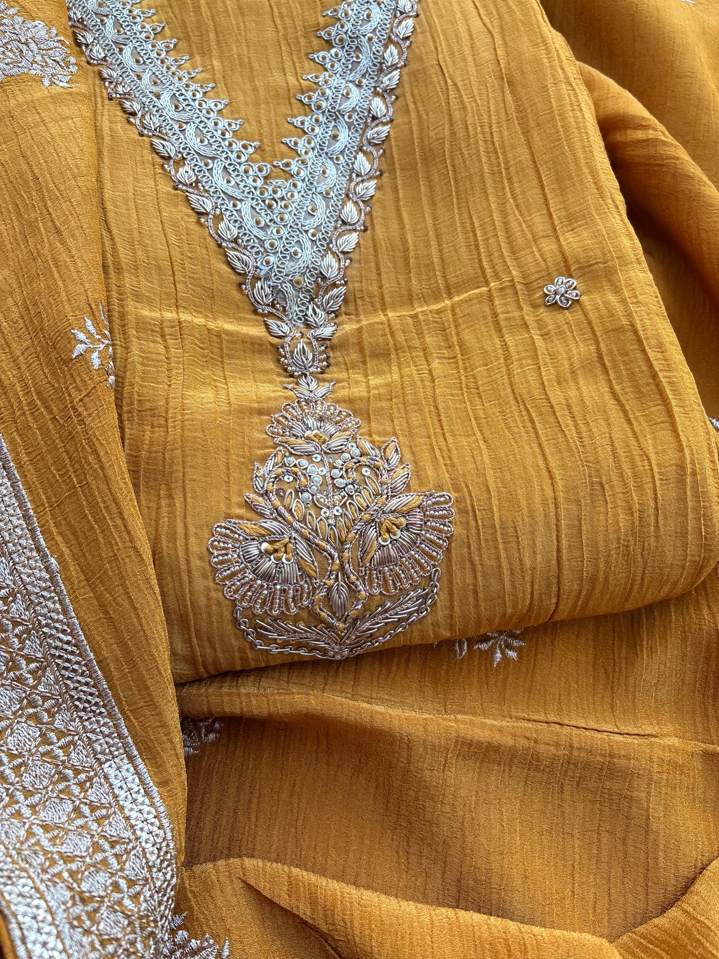 Yellow crush tissue embroidered suit set