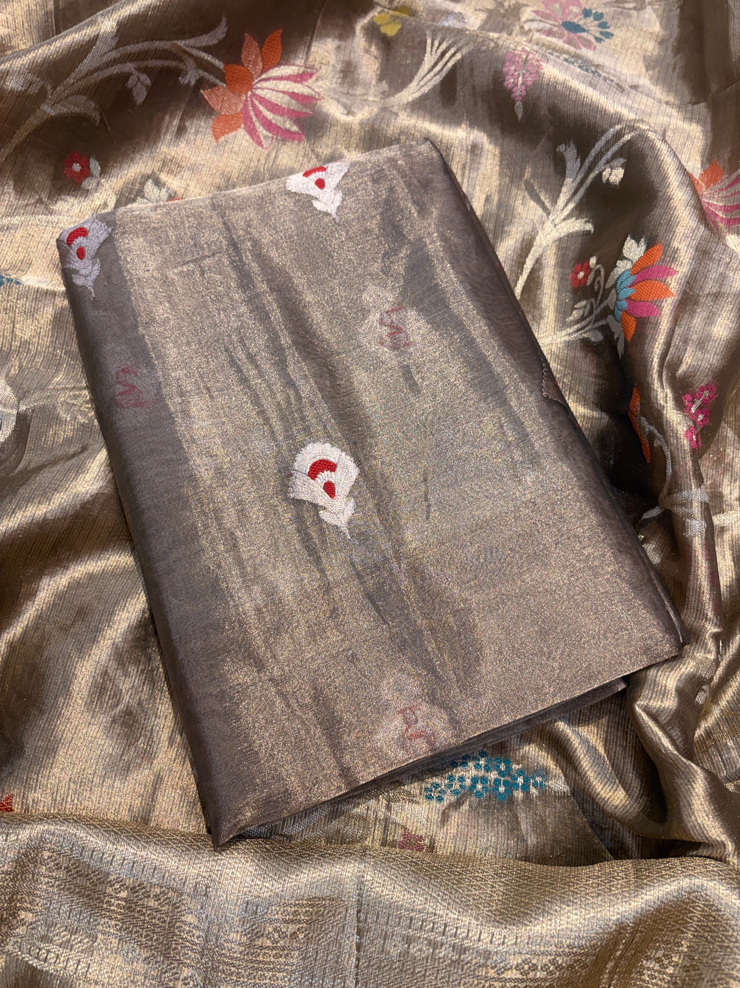 Grey tissue kadhwa suit set