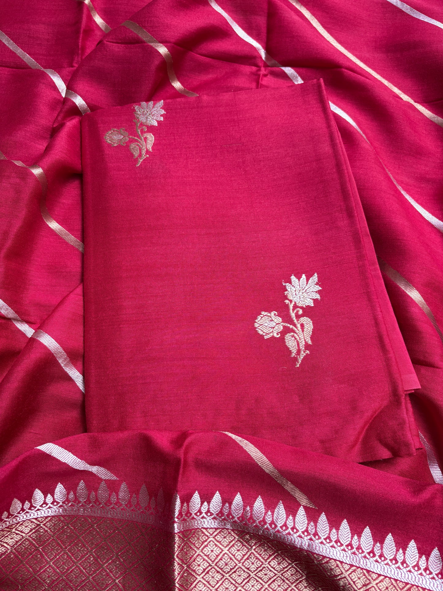 Red moonga silk suit set