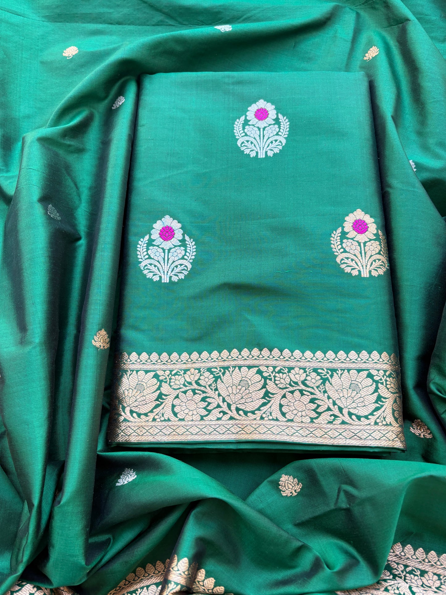 Green katan meenadar kadhwa suit set