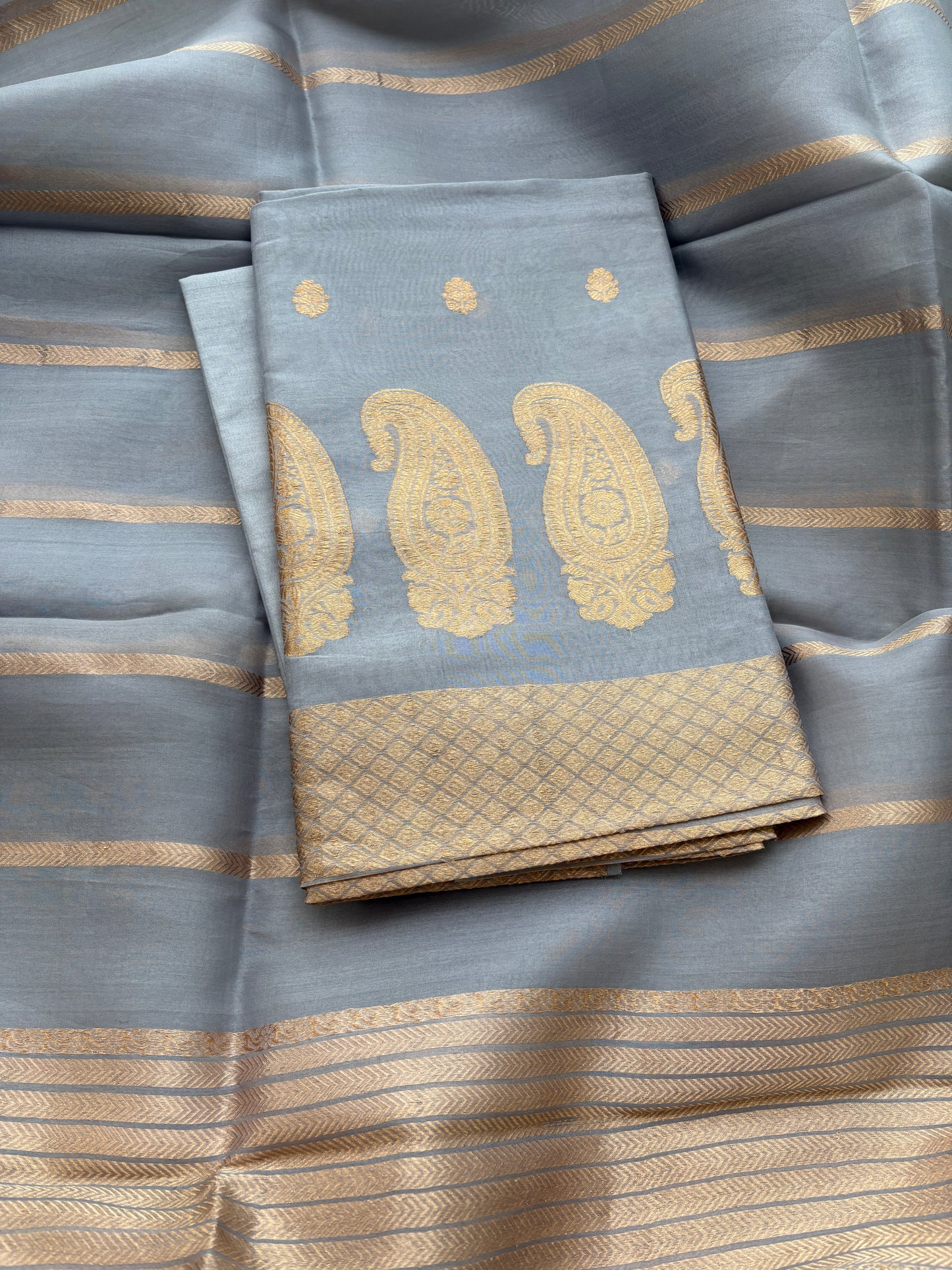 Grey kora silk suit set