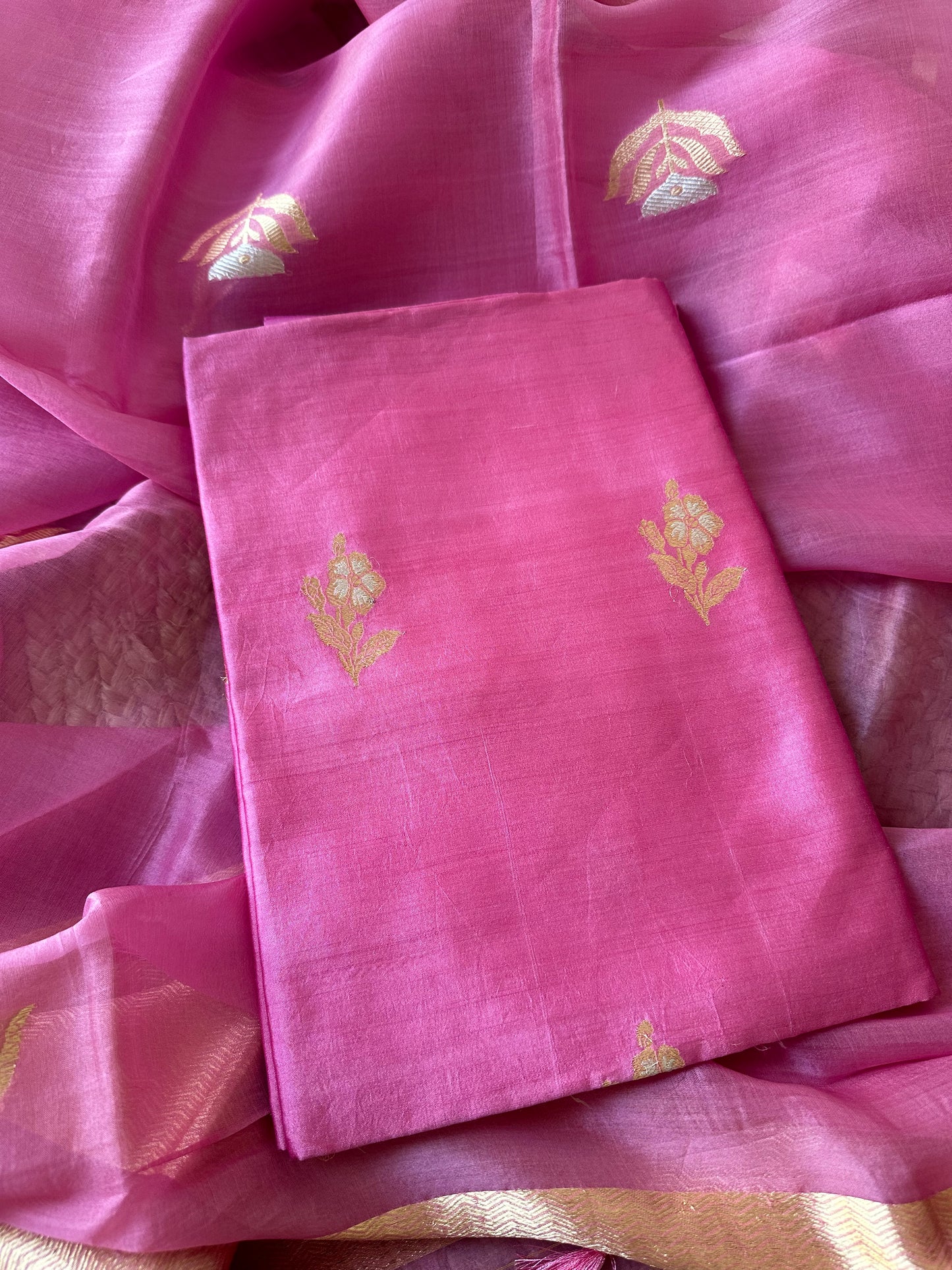 Pink chiniya silk meendar kurta, kora silk dupatta and plain bottom