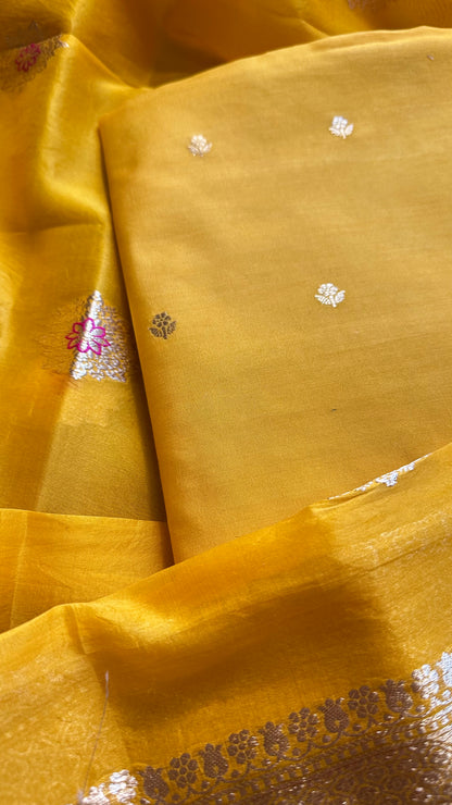 Yellow chiniya silk kurta, kora meendar dupatta, plain silk bottom