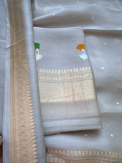 Grey Kora silk kadhwa suit set in rose design
