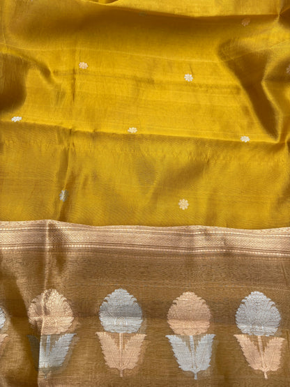 Lime Chiniya silk kadhwa 3 piece suit set