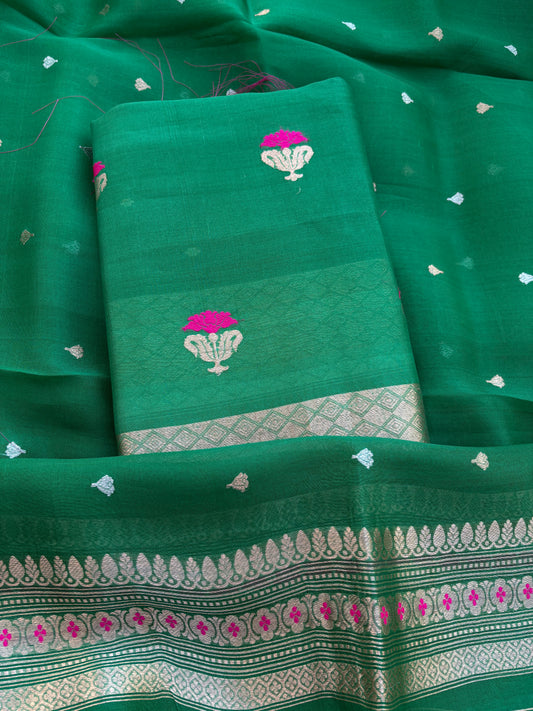 Green kora kadhwa silk suit  set