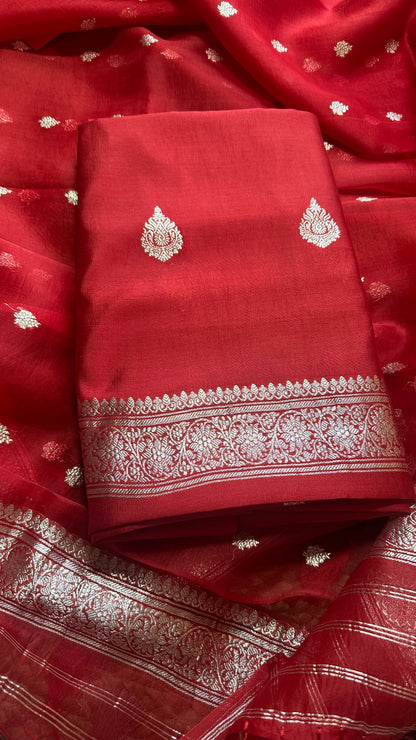Red pure silver zari chiniya kurta, kora silver zari dupatta, plain bottom