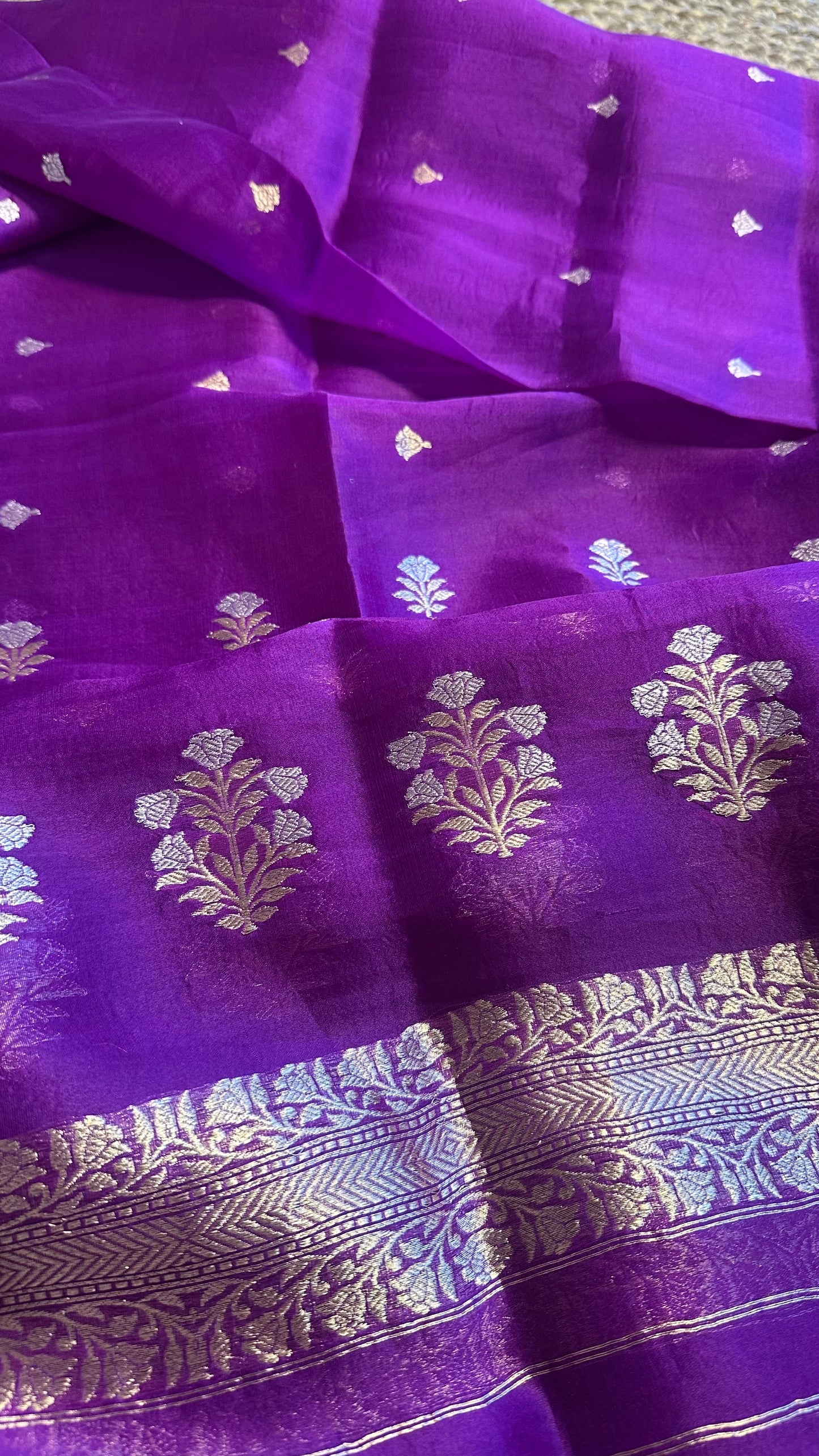 Purple chiniya meendar kurta, kora silk dupatta, plain bottom