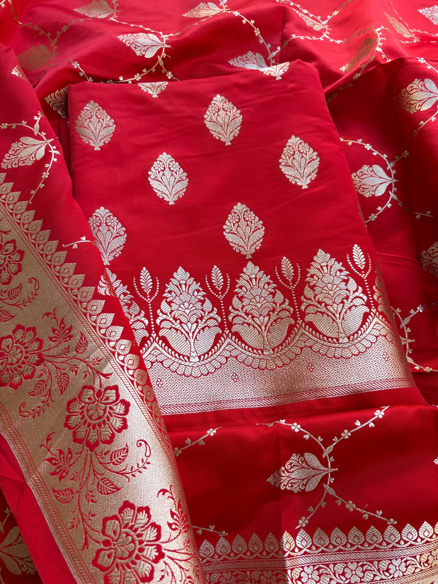 Red mashru silk suit set