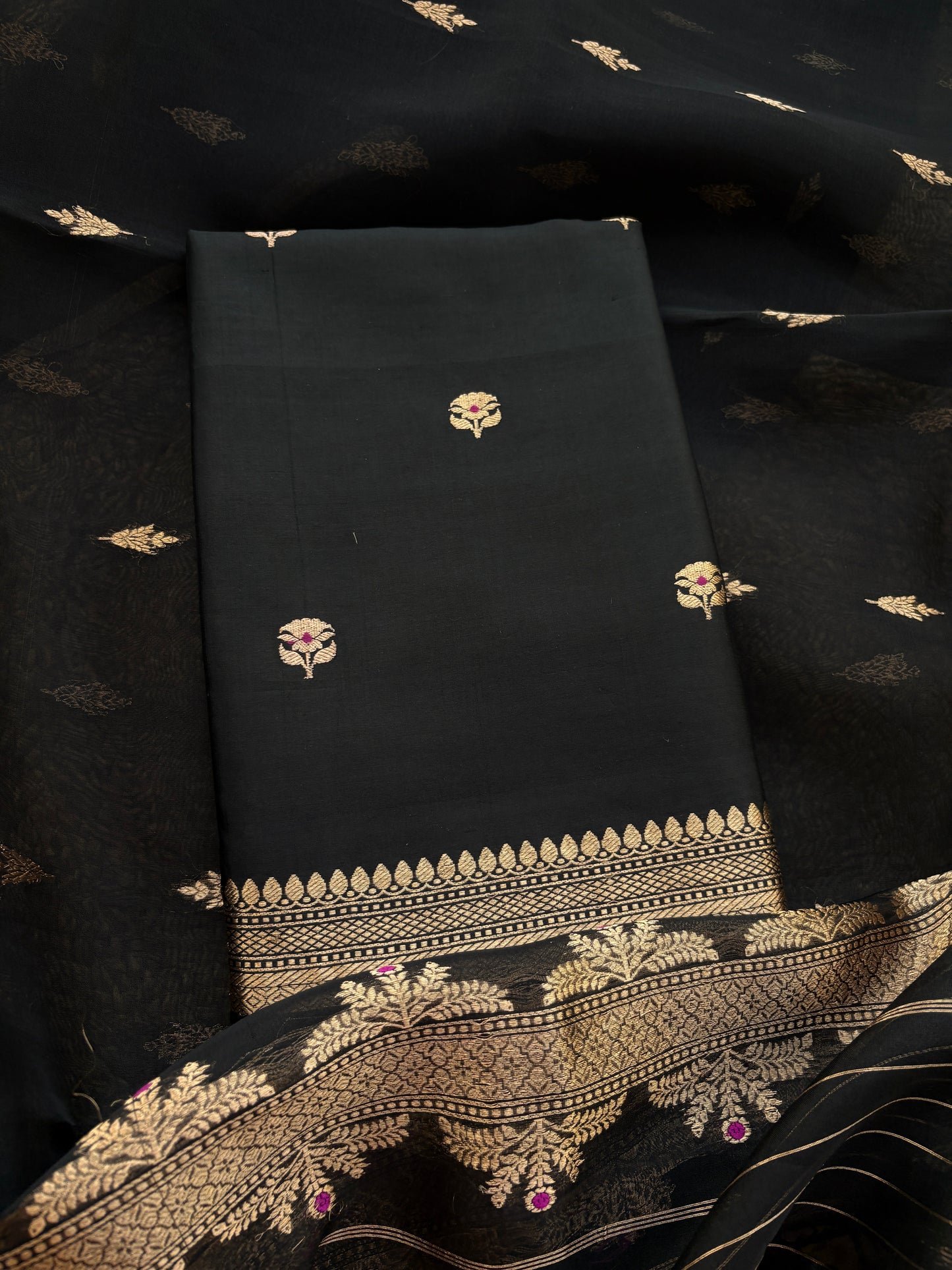 Black Chiniya kora suit set