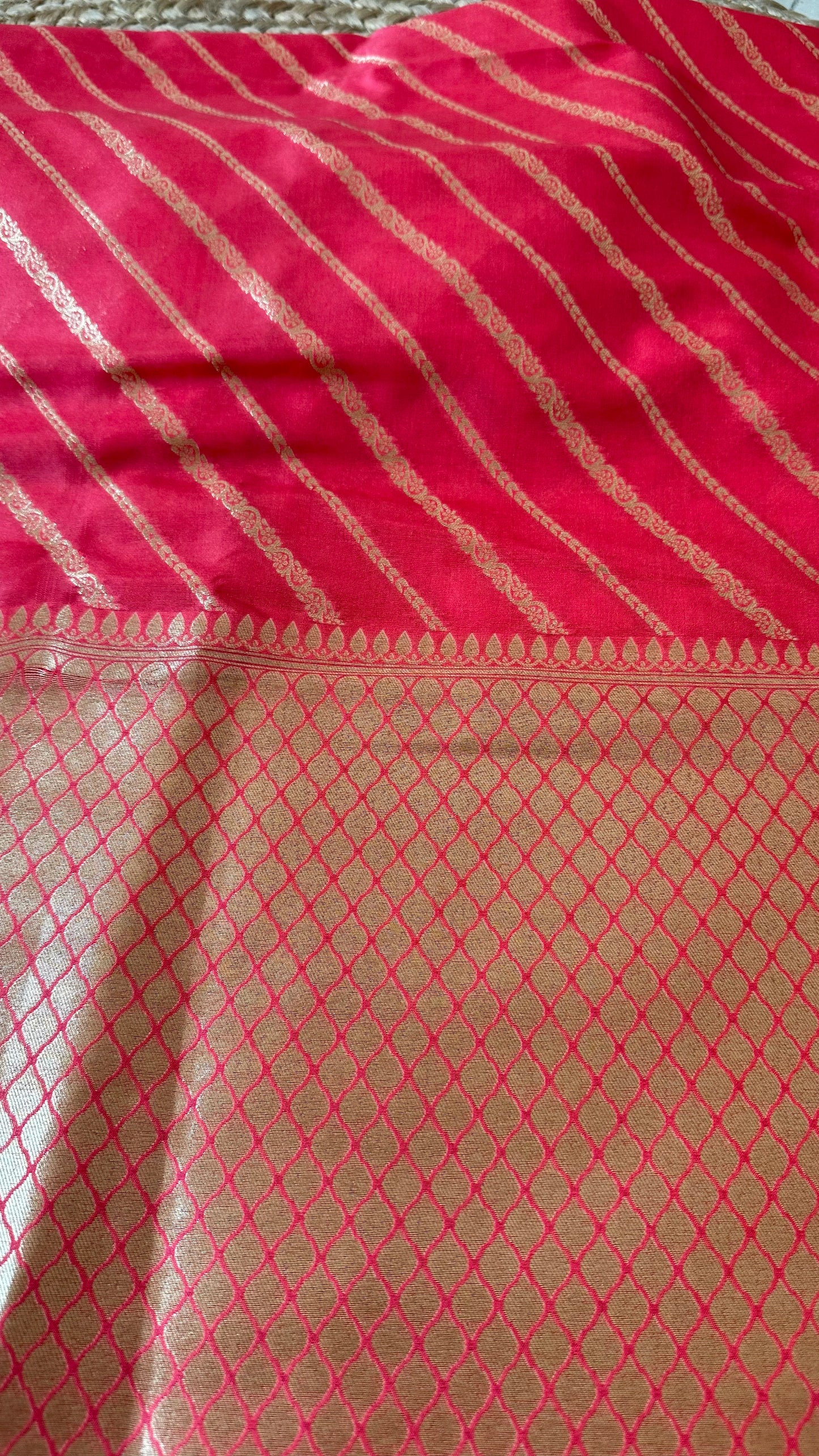 Dull red premium Banarasi silk dupatta