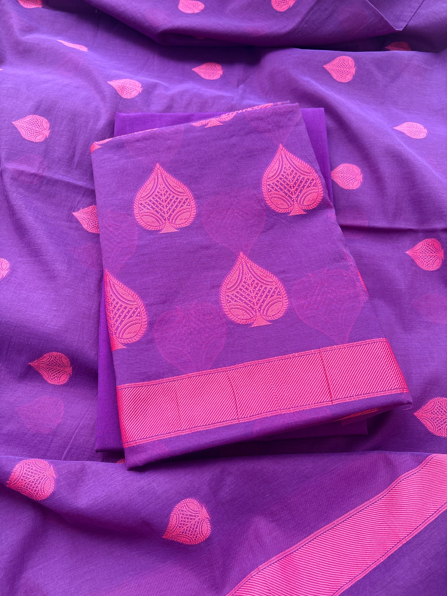 Purple paan boota Resham weaving suit set( cc-08)