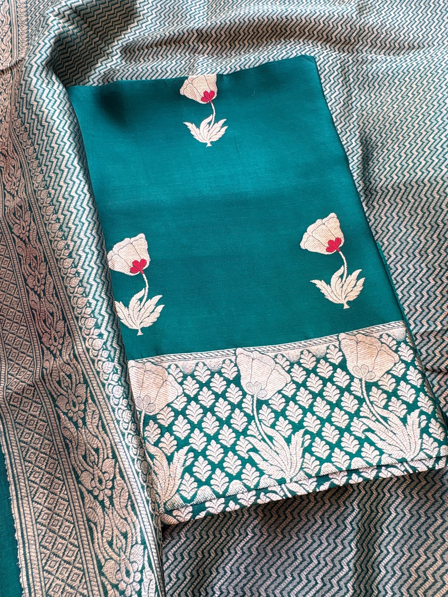 Green mango silk kurta , with brocade dupatta