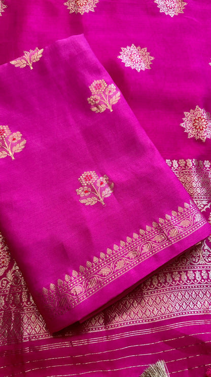 Pink meendar chiniya kurta, meendar dupatta, plain crepe bottom.