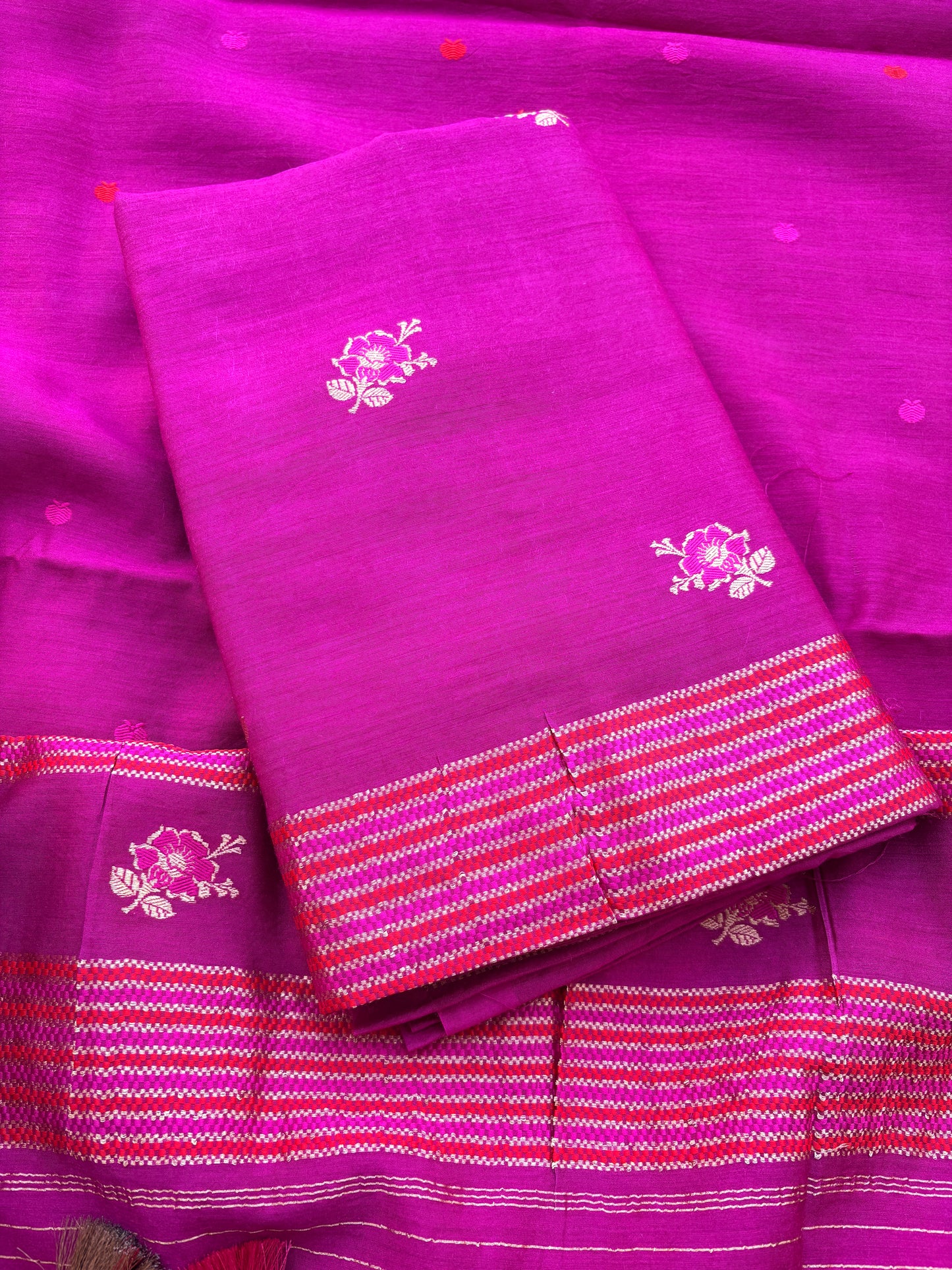 Magenta moonga silk suit set
