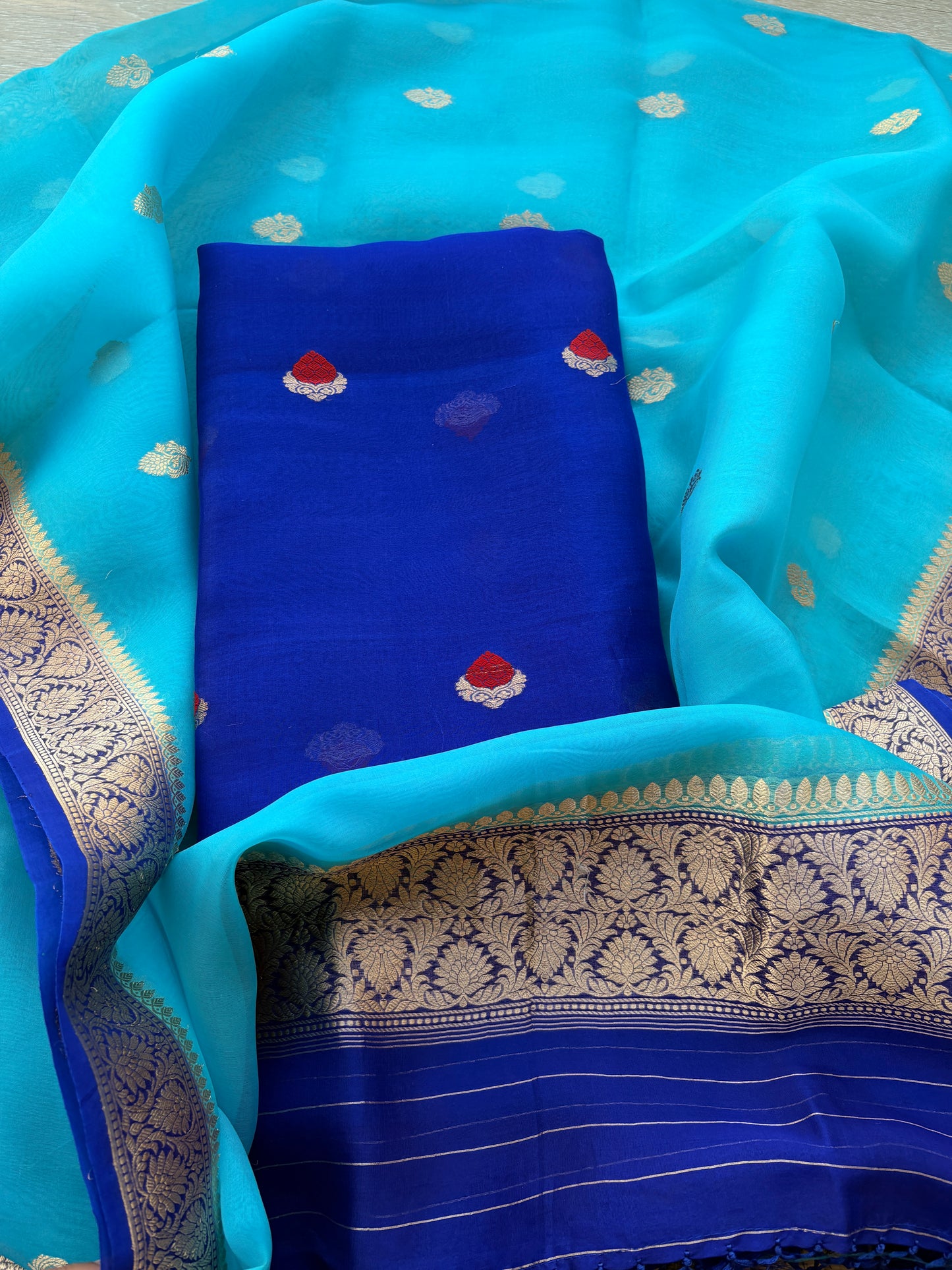 Blue kora kadhwa silk suit set