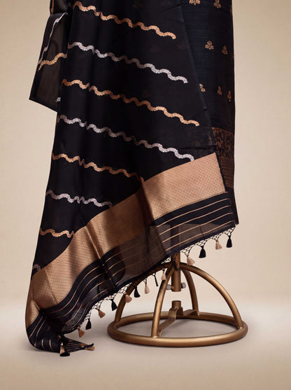 Black raw silk suit set with kadhwa Sona Rupa dupatta