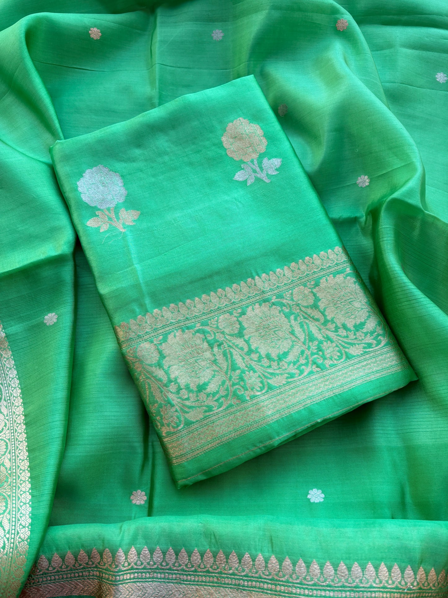 Green Chiniya silk kadhwa suit set