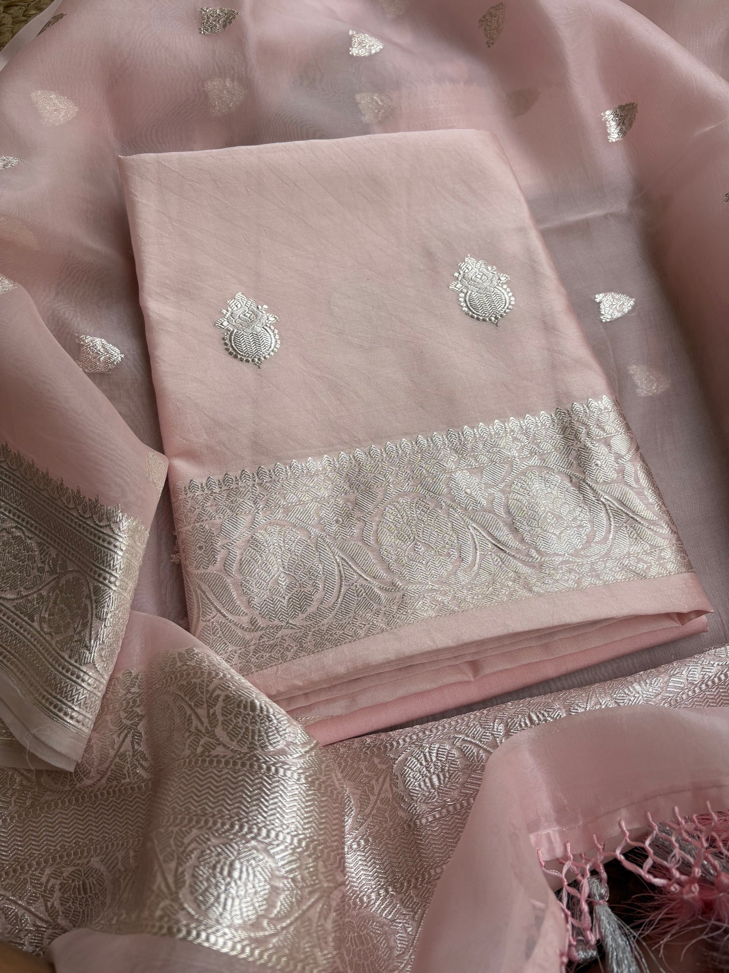 Pink Chiniya kadhwa silver zari 3 piece suit set