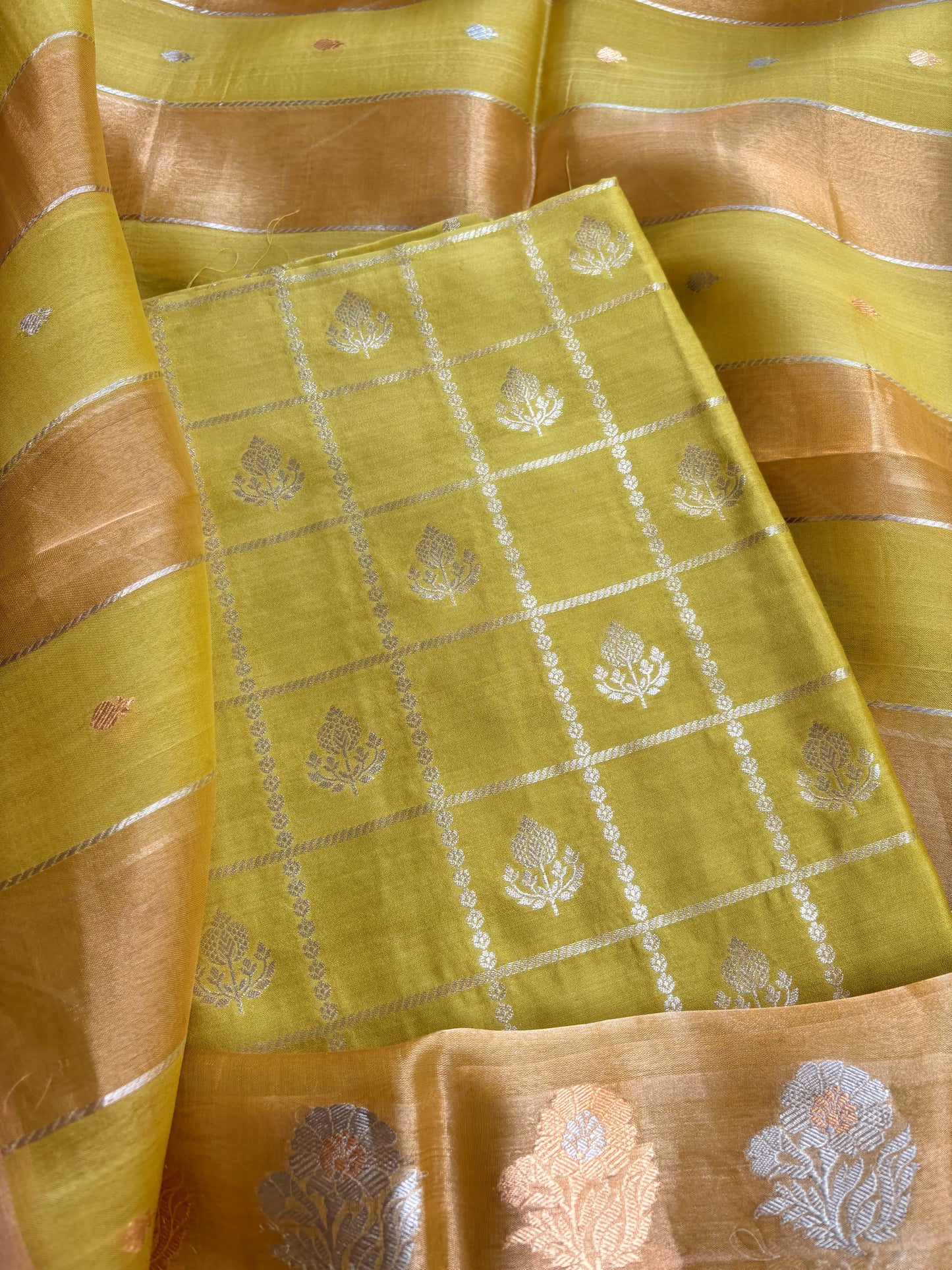 Lime green Chiniya kora suit set
