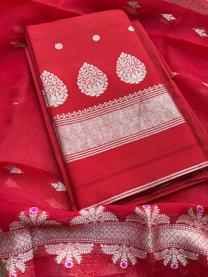 Red Chiniya Kora meenadar suit set