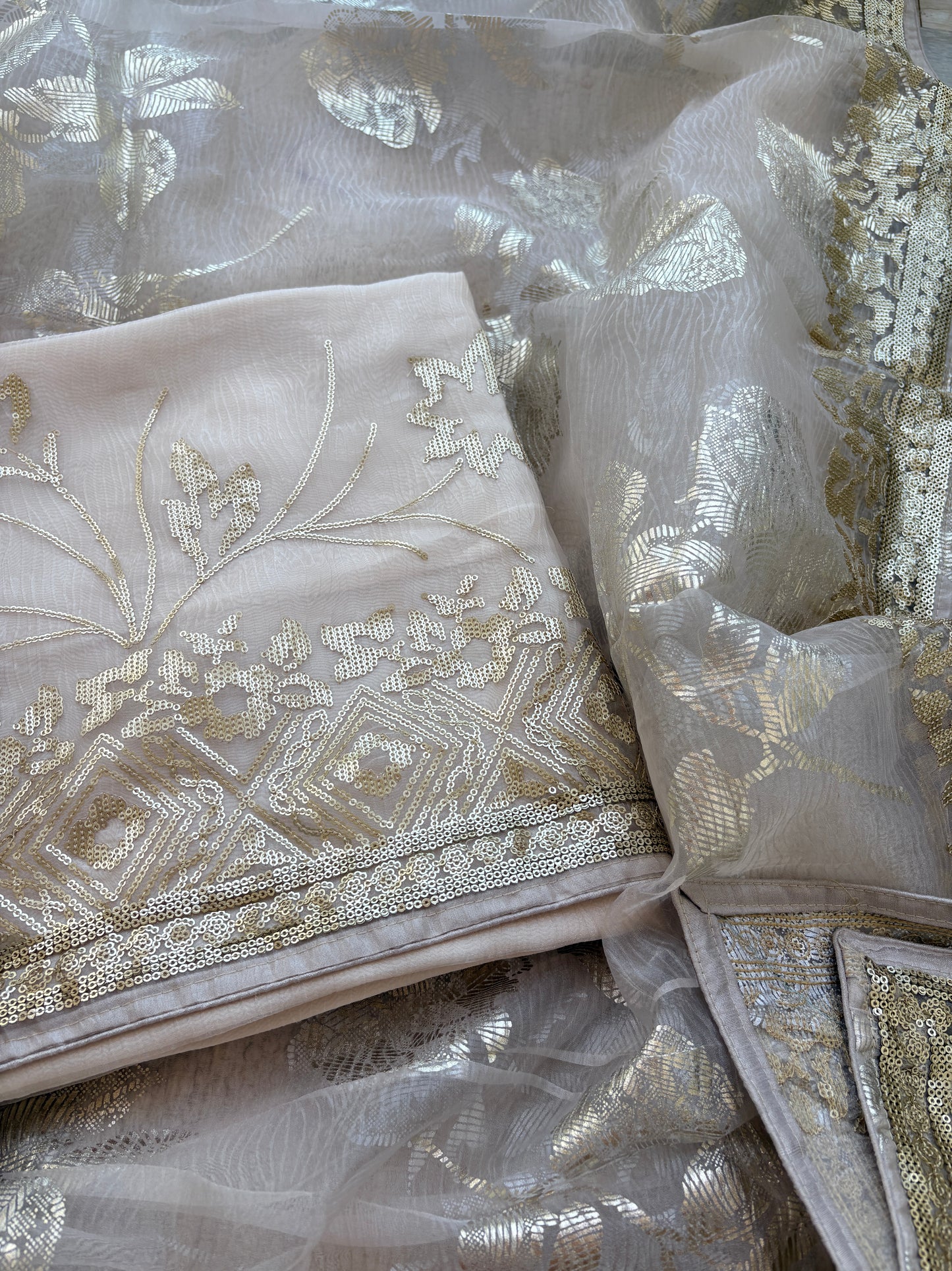 Cream pitt work tissue suit set