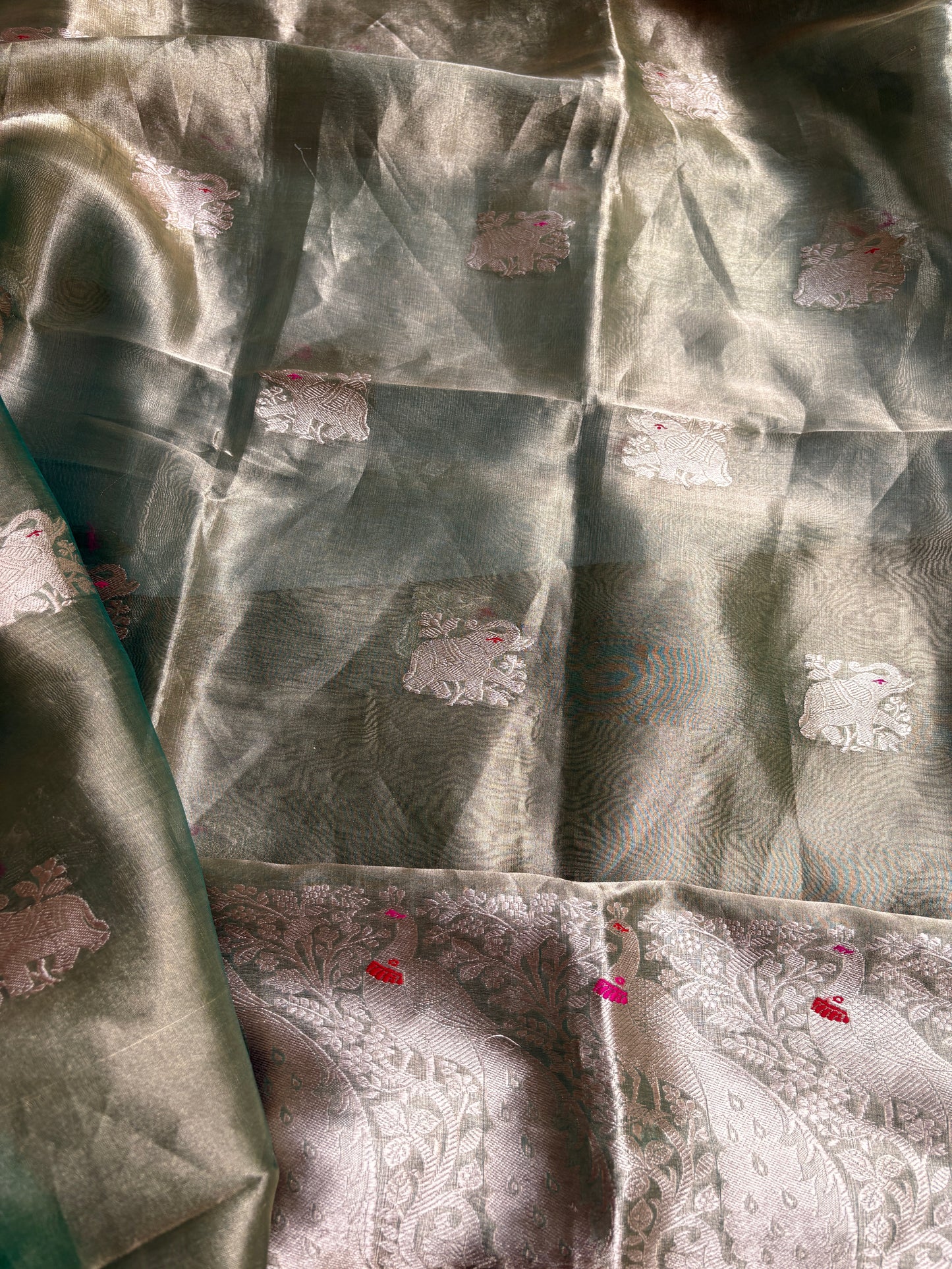 Green pure silk kadhwa kurta, tissue dupatta