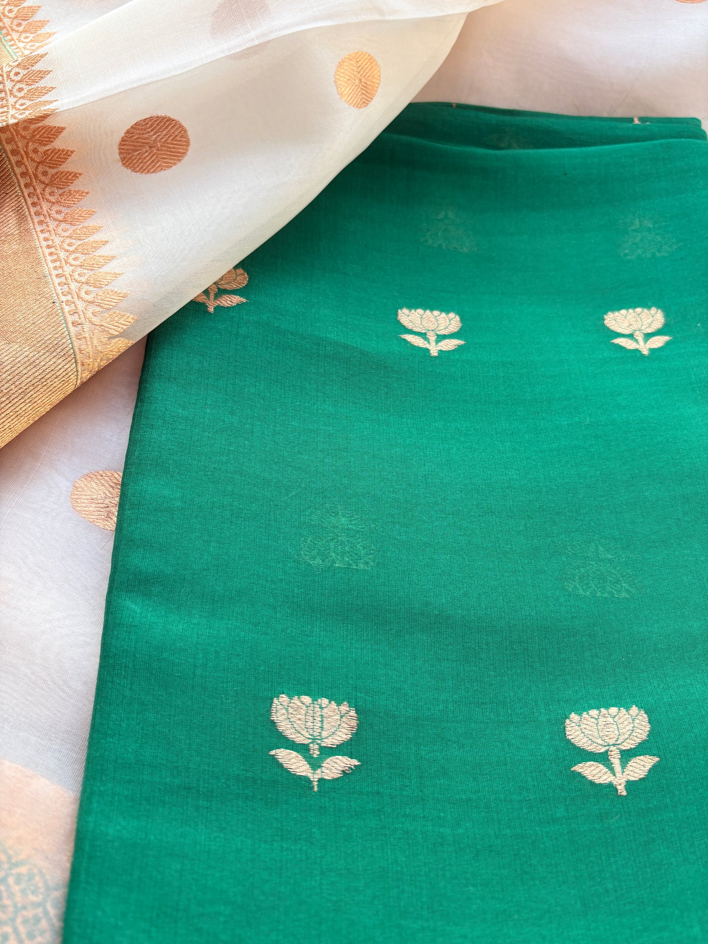 Green kora silk shaded dupatta  suit set