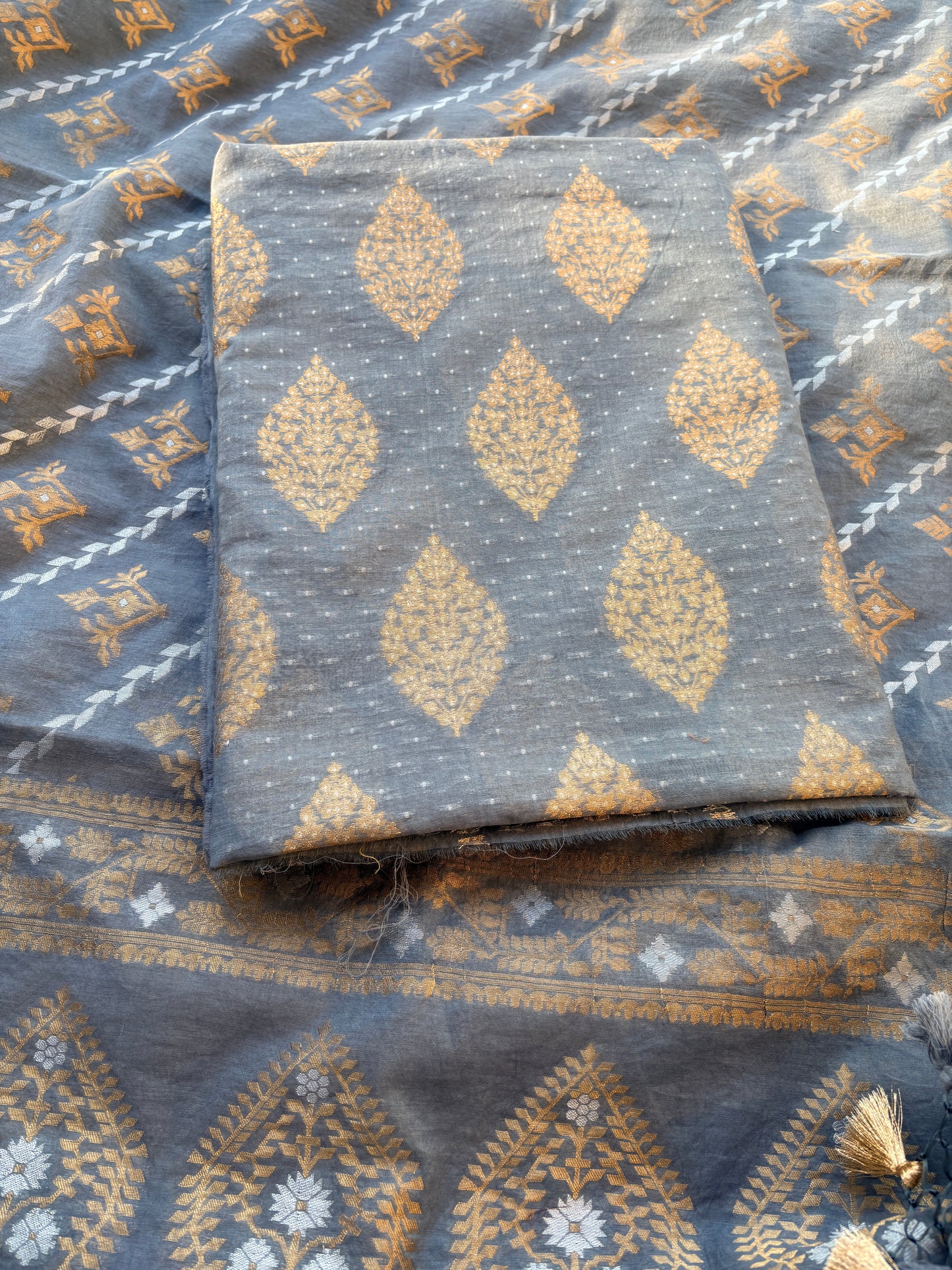 Grey Chanderi Jamdani weaving suit set