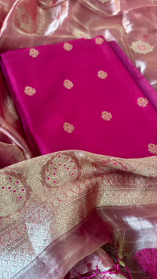 Pink chiniya kurta, plain bottom and tissue meendar dupatta.