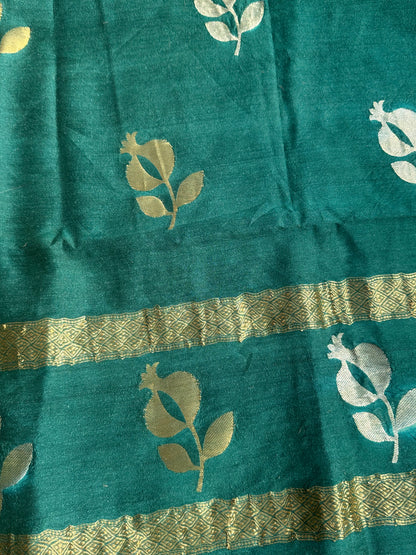 Green moonga silk meendar suit set.