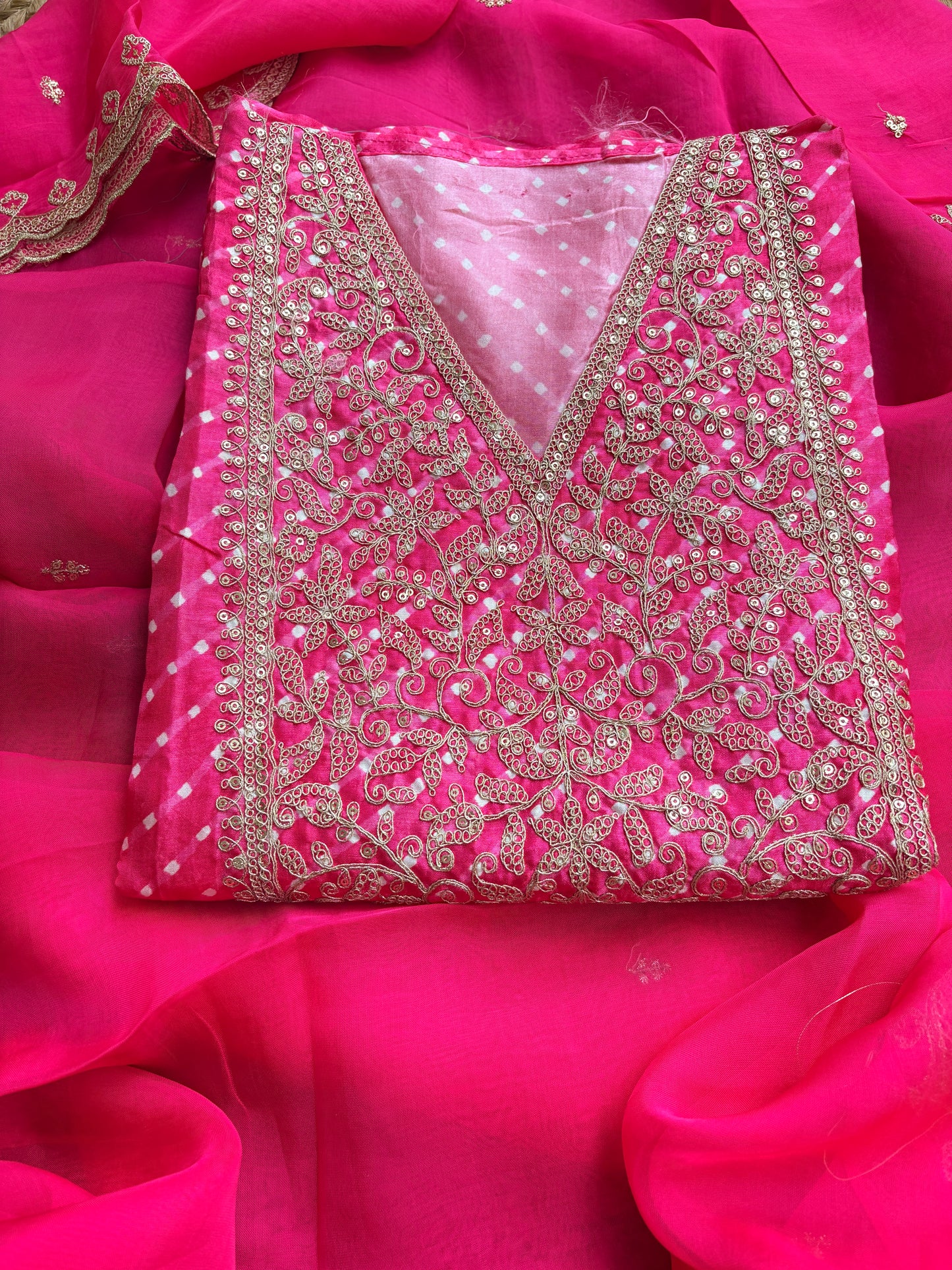 Pink hand embroidered bandhani suit set