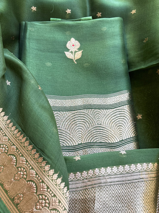 Green kora kadhwa silk suit set