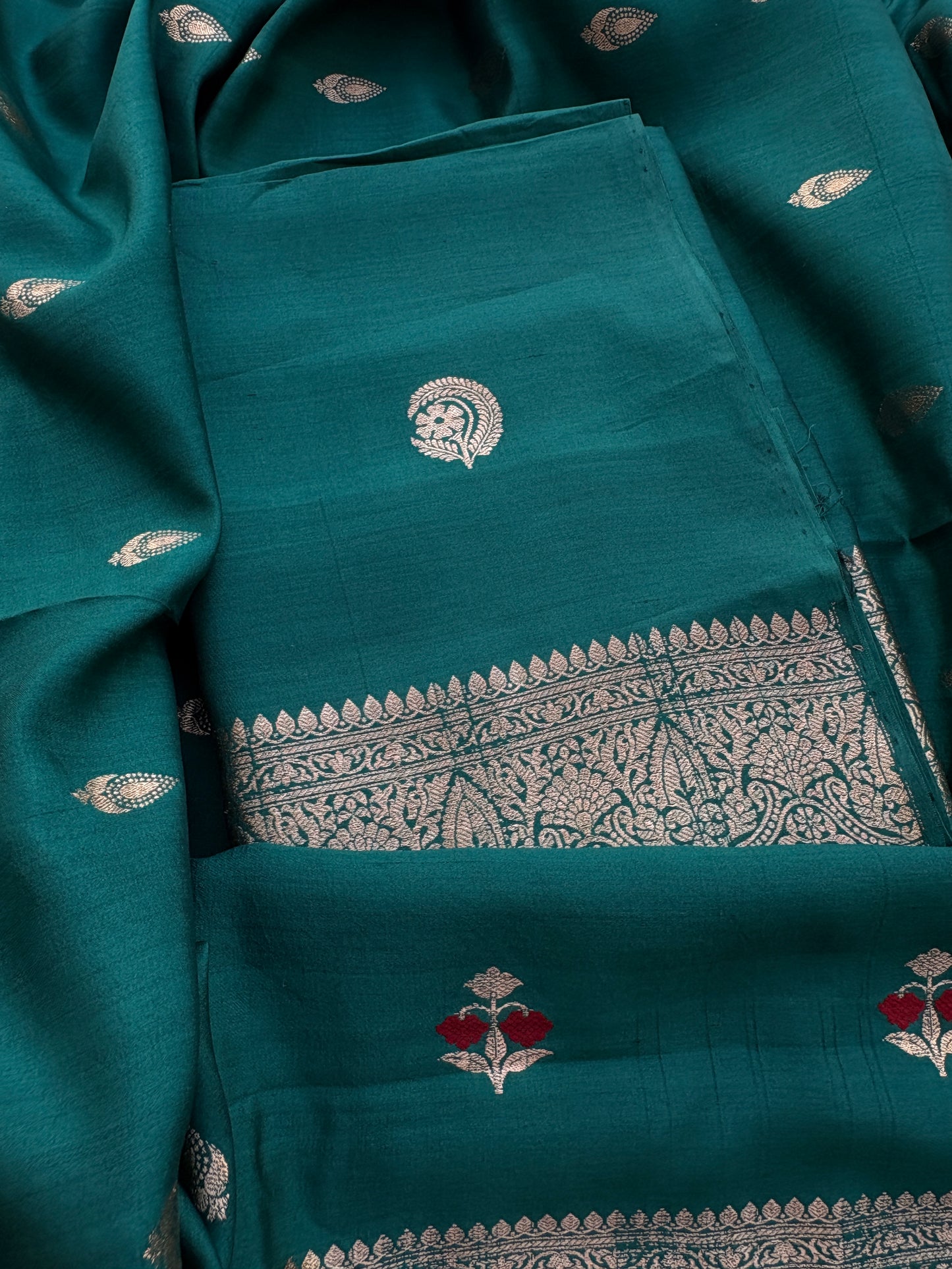 Green Chiniya silk suit set