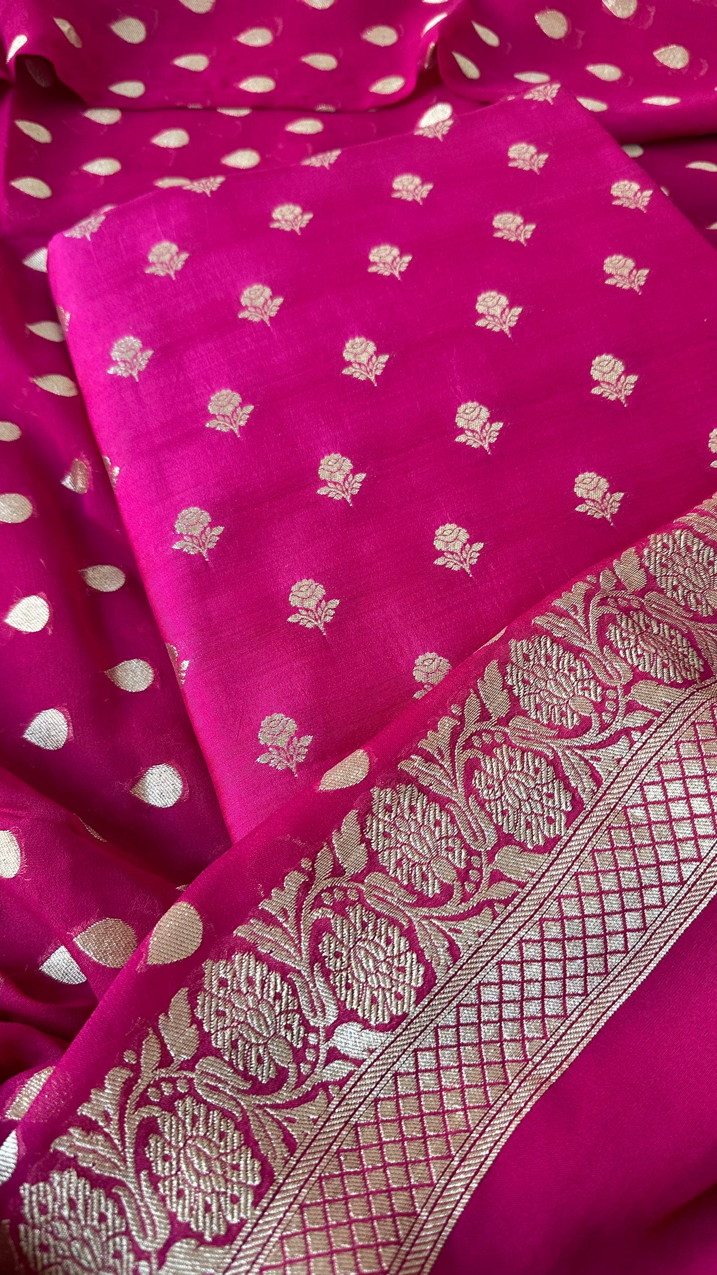 Pink chiniya katan kurta, georgette dupatta, plain silk bottom.