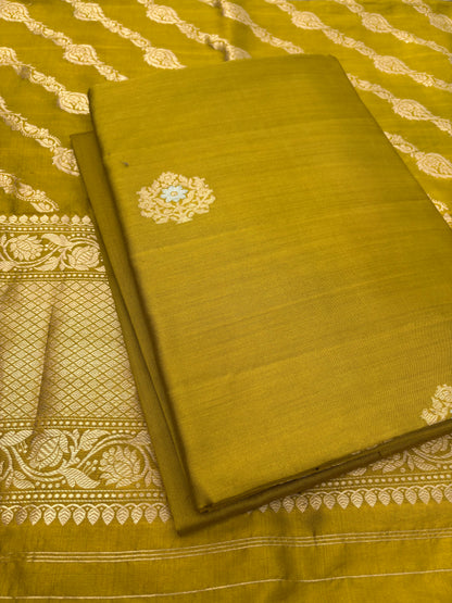 Lime green Chiniya Katan Sona Rupa kadhwa 3 piece suit set