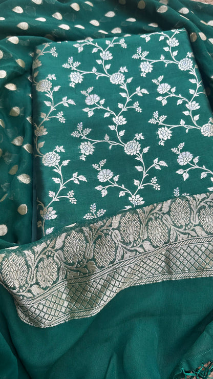 Green chiniya silk kurta, georgette dupatta, plain bottom.