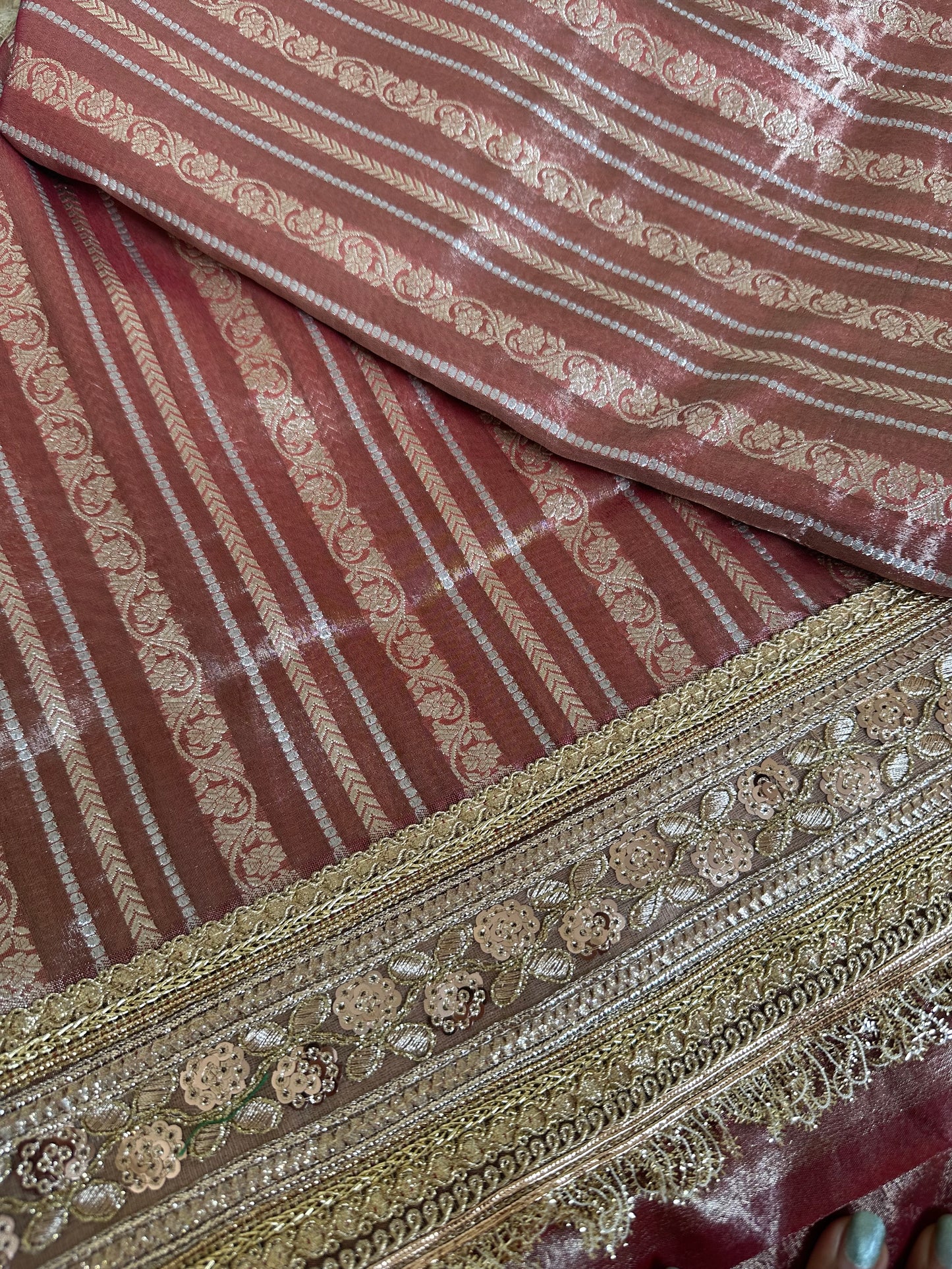 Premium tissue full Jaal saree with heavy border.