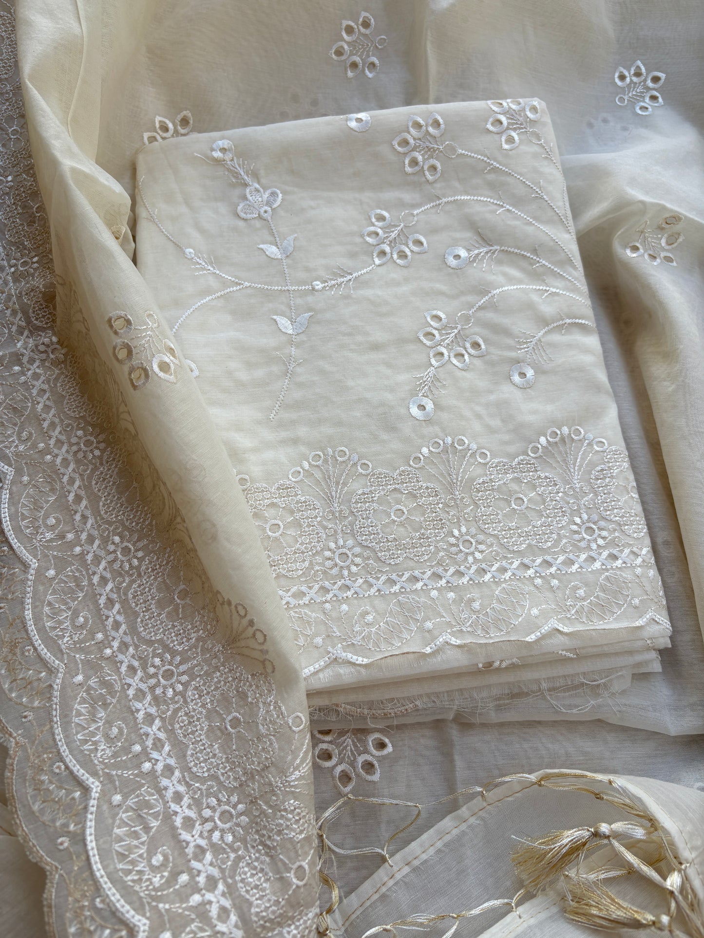 Mulchanderi suit set
