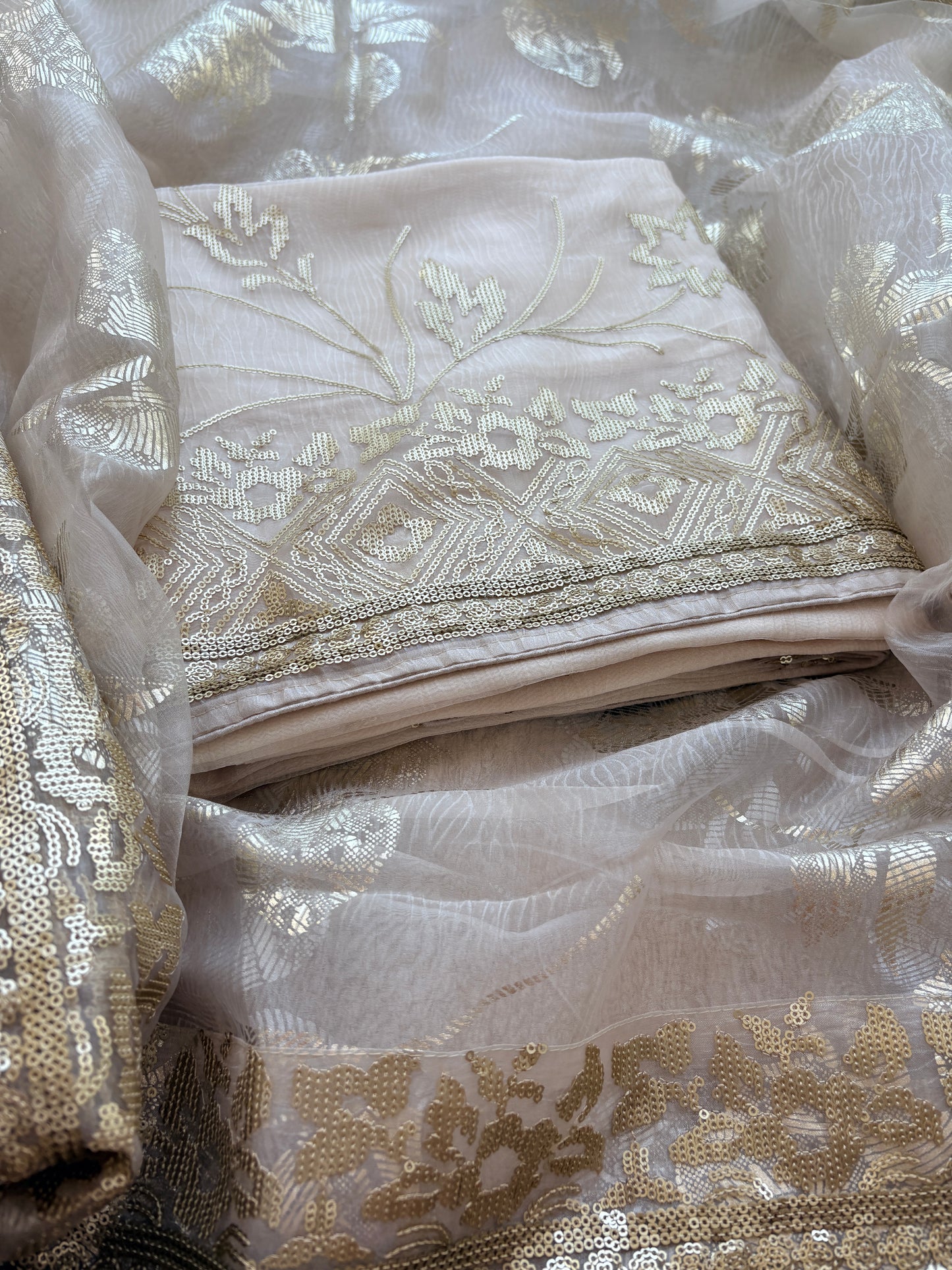 Cream pitt work tissue suit set