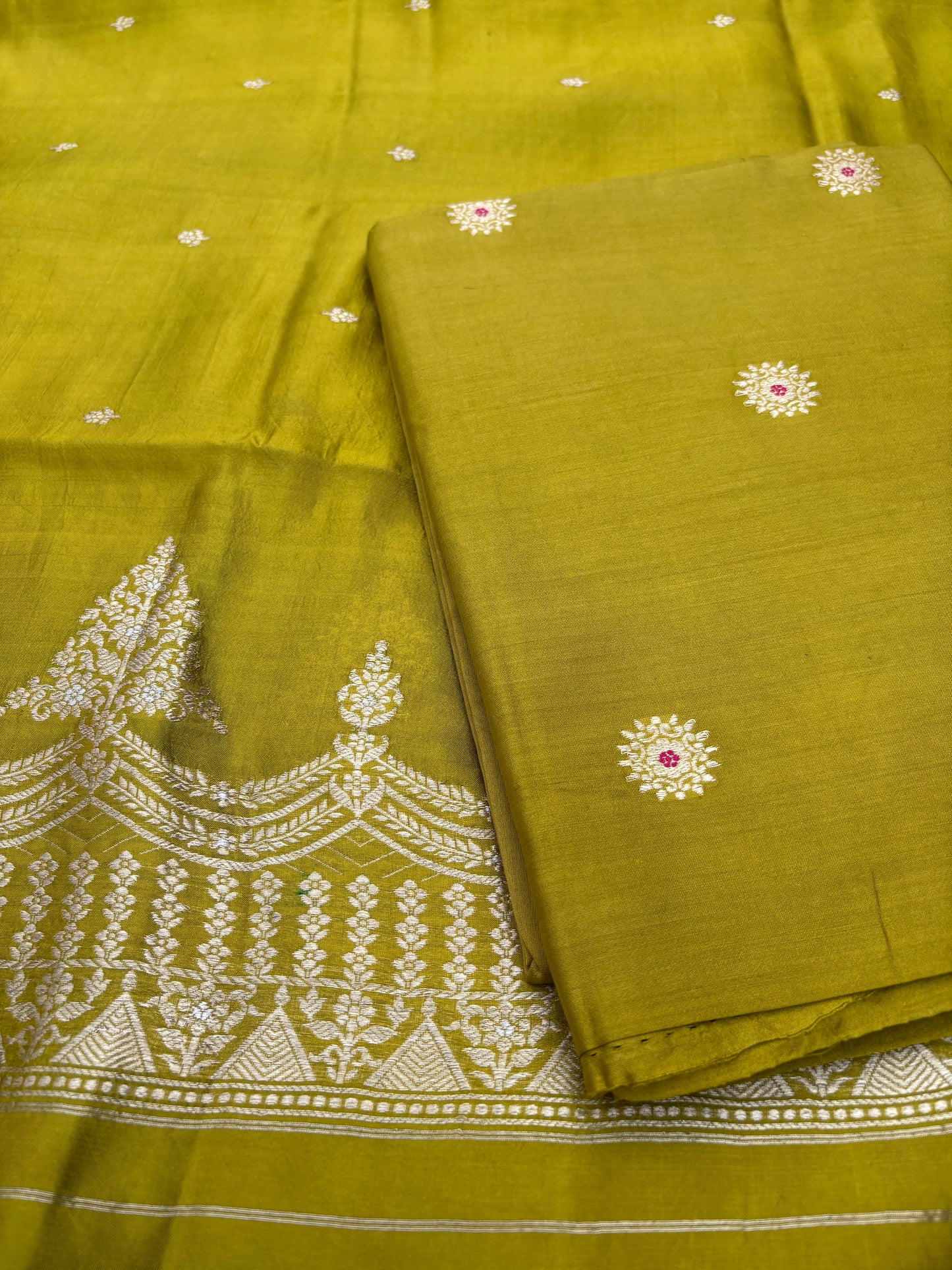 Green Chiniya silk 3 piece suit set