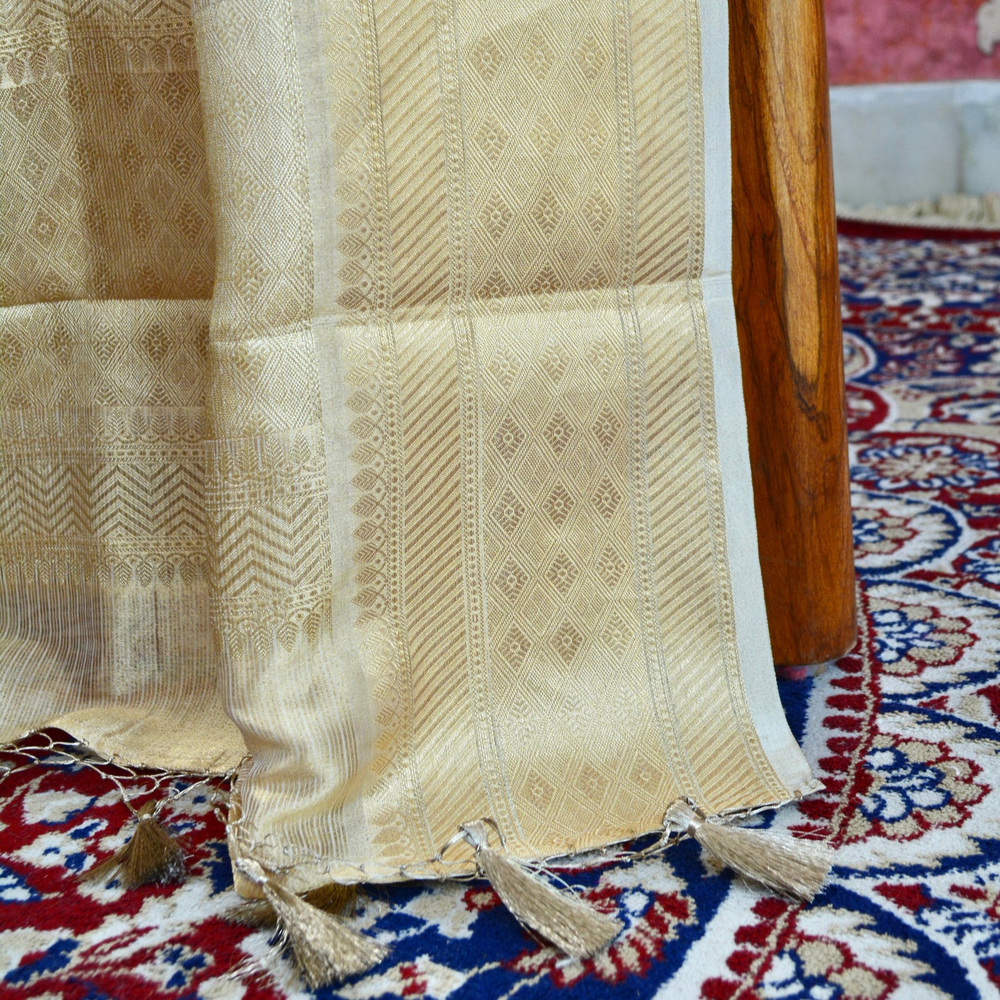 Kota tissue jaal meenadar dupatta
