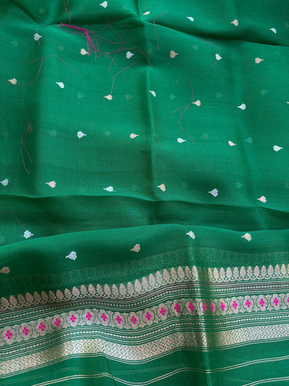 Green kora kadhwa silk suit  set