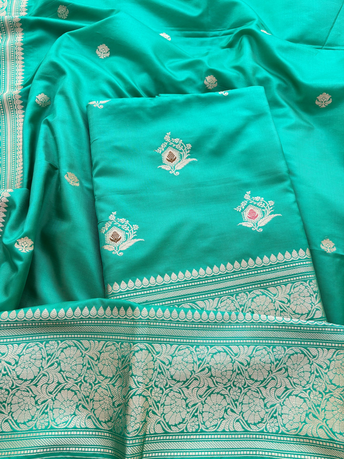 Turq katan by katan silk kadhwa suit set