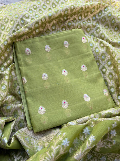 Green handloom silk with cutwork kora jaal dupatta