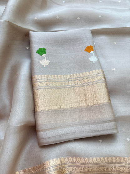 Grey Kora silk kadhwa suit set in rose design