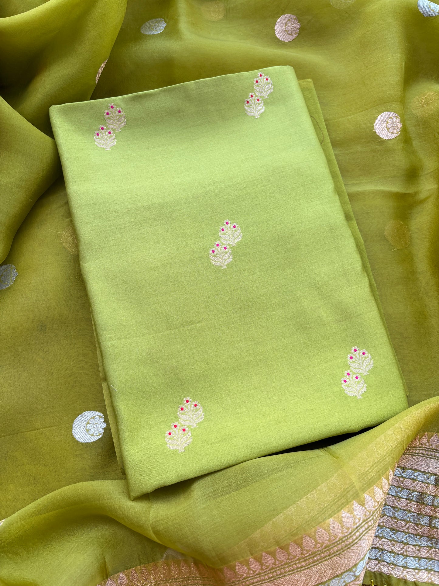 Green Chiniya silk kora suit set