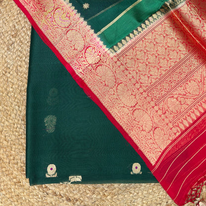 Green red shaded suit set