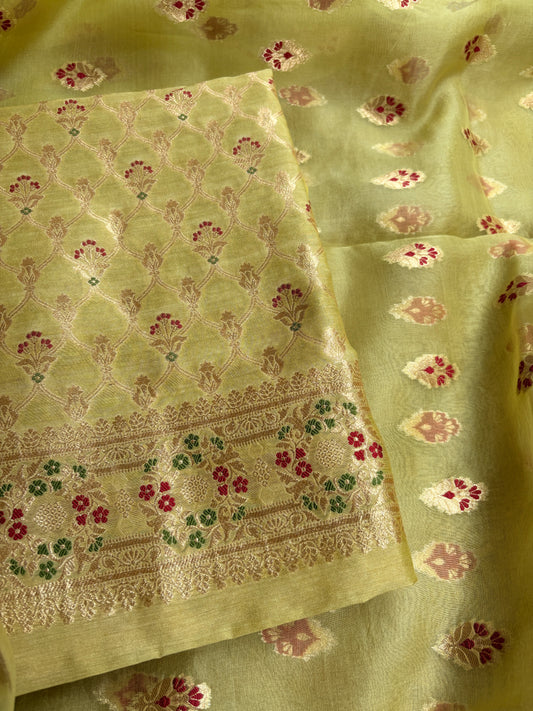 Green moonga silk kurta, kora kadhwa silk dupatta , plain bottom