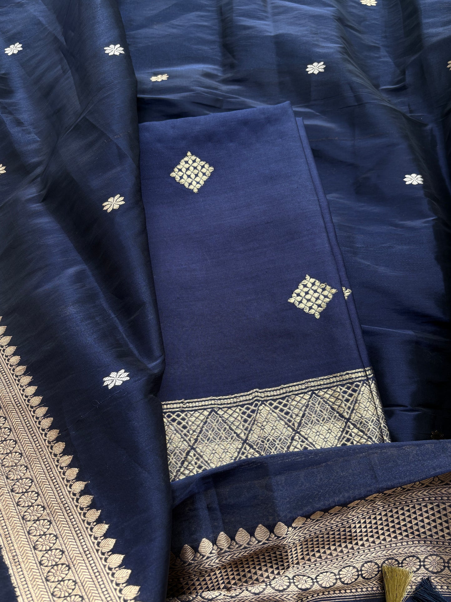 Blue Chiniya silk kurta , bottom tissue silk dupatta